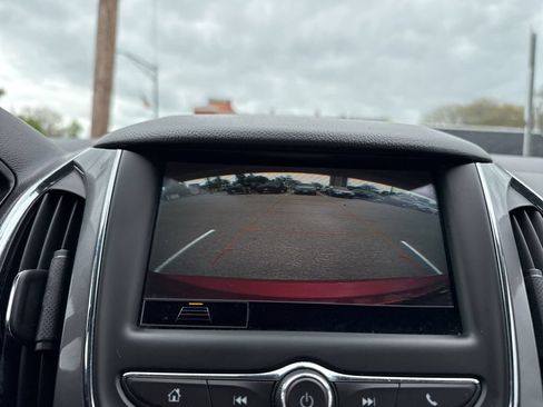 Used 2019 Chevrolet Cruze LT w/ Convenience Package FWD image 20