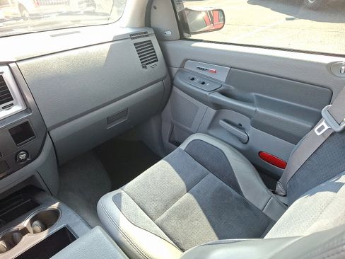 Used 2006 Dodge Ram 1500 Truck 2WD Quad Cab image 16
