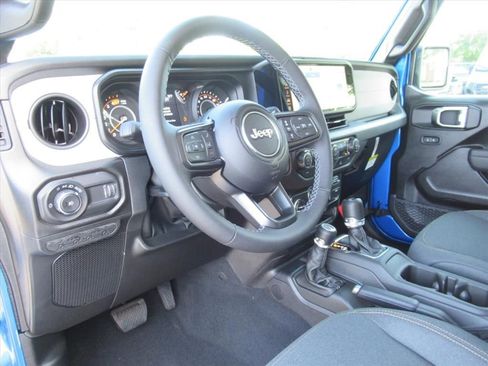 New 2026 Jeep Wrangler Unlimited Sport AWD/4WD image 18