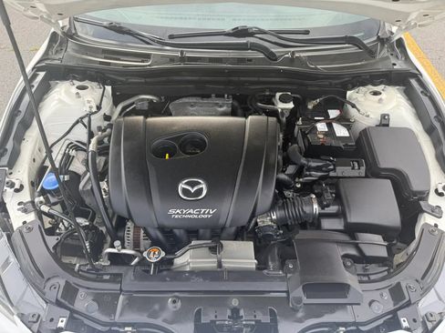 Used 2017 MAZDA MAZDA3 Touring FWD image 33