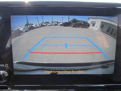 Used 2026 Toyota Corolla LE FWD image 27