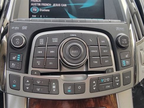 Used 2010 Buick LaCrosse CXL w/ Luxury Package image 28