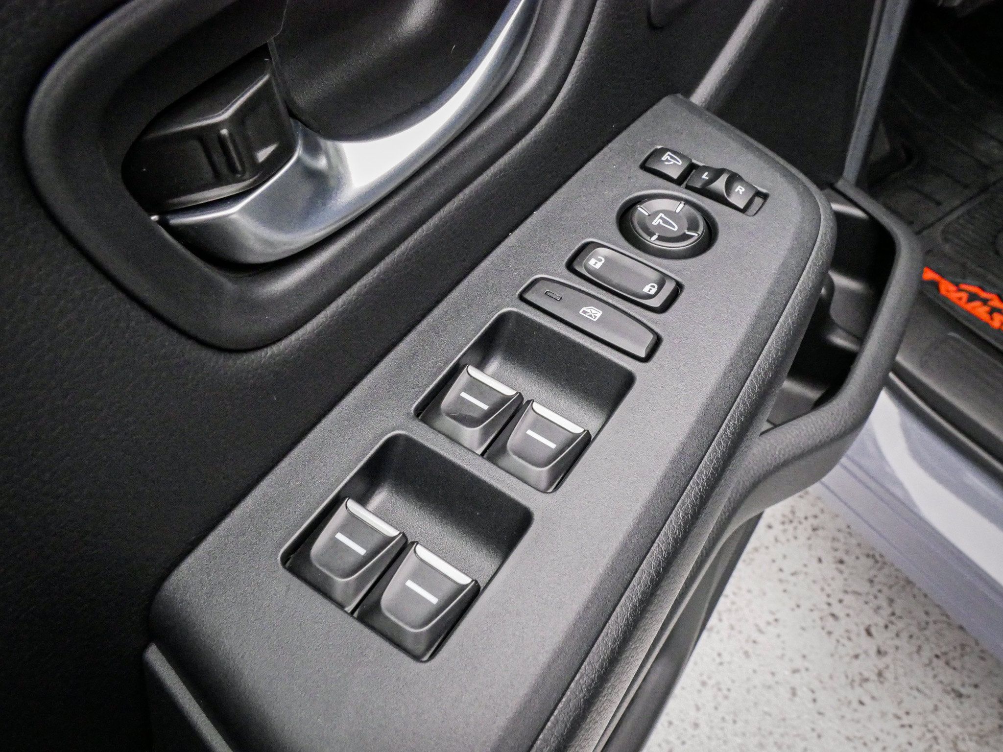 Certified 2025 Honda Pilot TrailSport image 15