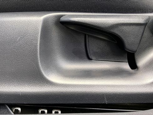 Used 2024 Toyota Corolla LE FWD image 34