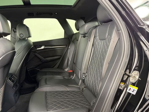 Used 2018 Audi SQ5 Prestige w/ Prestige Package AWD/4WD image 22