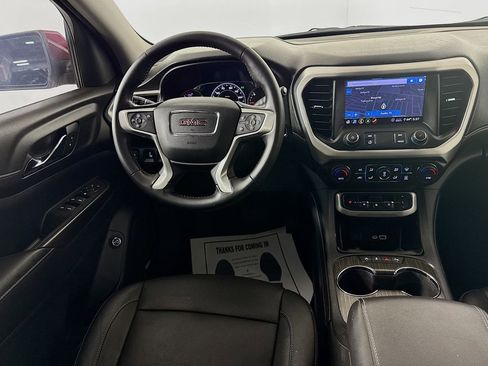 Used 2020 GMC Acadia SLT w/ Driver Alert Package II image 26