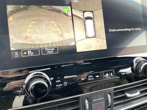 Used 2022 Nissan Armada Platinum w/ Captain's Chairs Package image 28