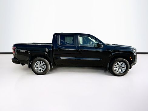 Used 2024 Nissan Frontier SV w/ SV Convenience Package image 10
