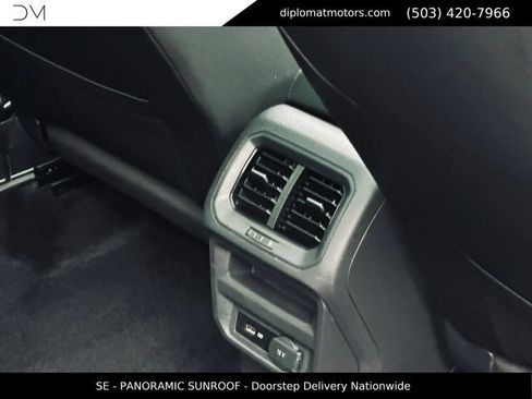 Used 2020 Volkswagen Tiguan SE w/ Panoramic Sunroof Package AWD/4WD image 22