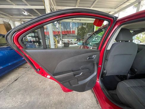 Used 2016 Chevrolet Sonic LT w/ Wheels and Fog Lamp Package FWD image 11
