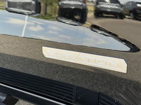 New 2026 GMC Sierra 1500 Elevation image 14