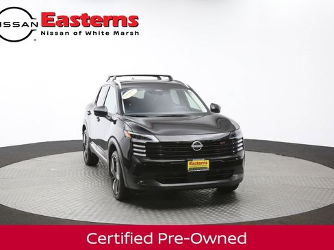 Certified 2025 Nissan Kicks SR image 77