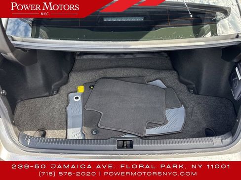 Used 2022 Lexus IS 350 F Sport image 22