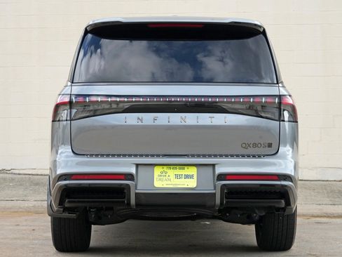 Used 2026 INFINITI QX80 4WD image 11
