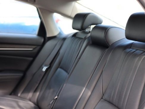 Certified 2021 Honda Accord EX-L image 14