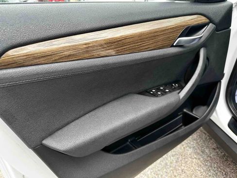 Used 2013 BMW X1 xDrive28i image 23