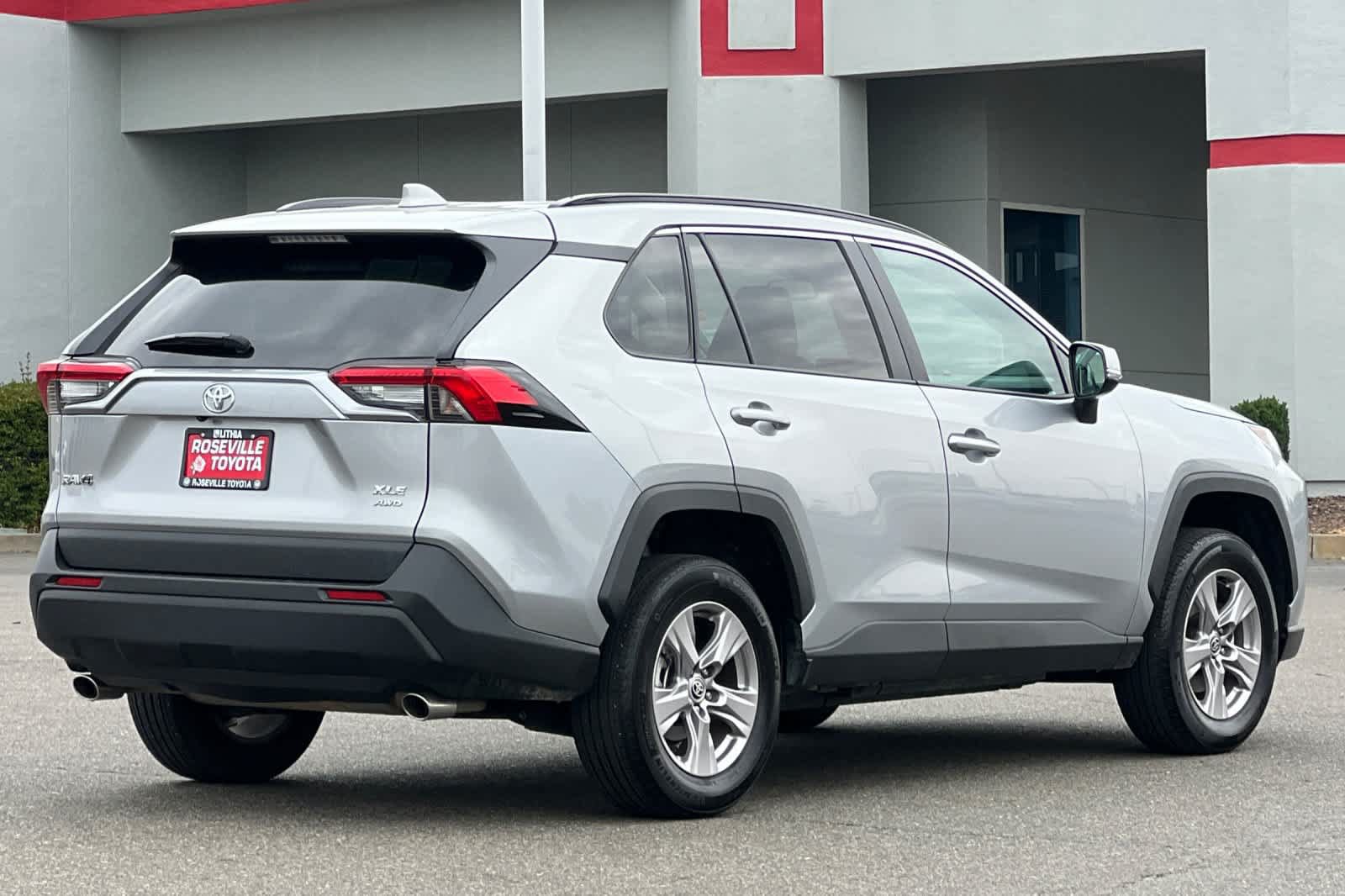 Certified 2025 Toyota RAV4 XLE AWD/4WD image 2