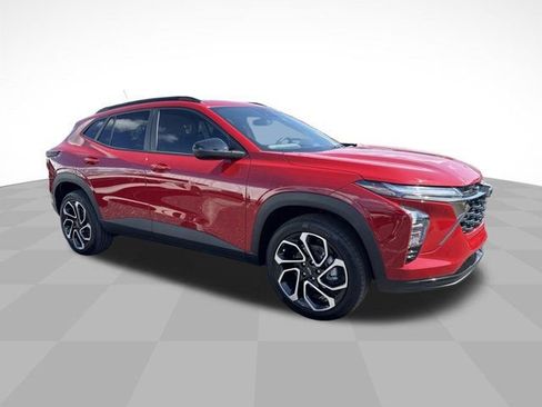 New 2026 Chevrolet Trax RS w/ Driver Confidence Package image 3