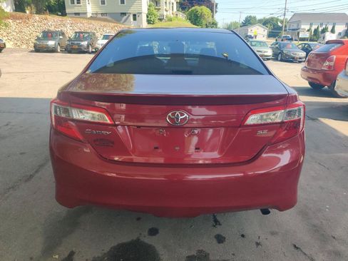 Used 2014 Toyota Camry SE FWD image 5