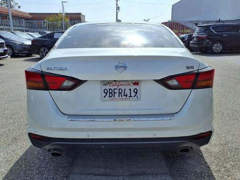 Used 2022 Nissan Altima 2.5 SR FWD image 19
