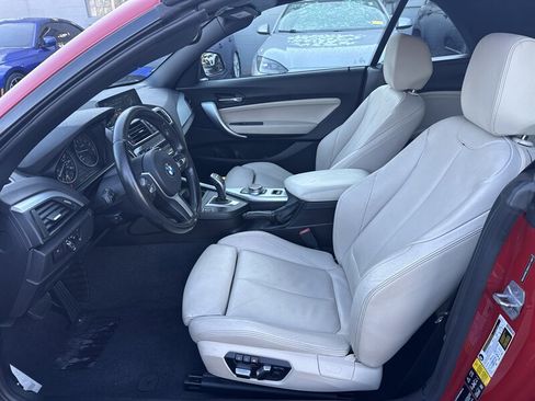 Used 2017 BMW 230i xDrive Convertible image 9