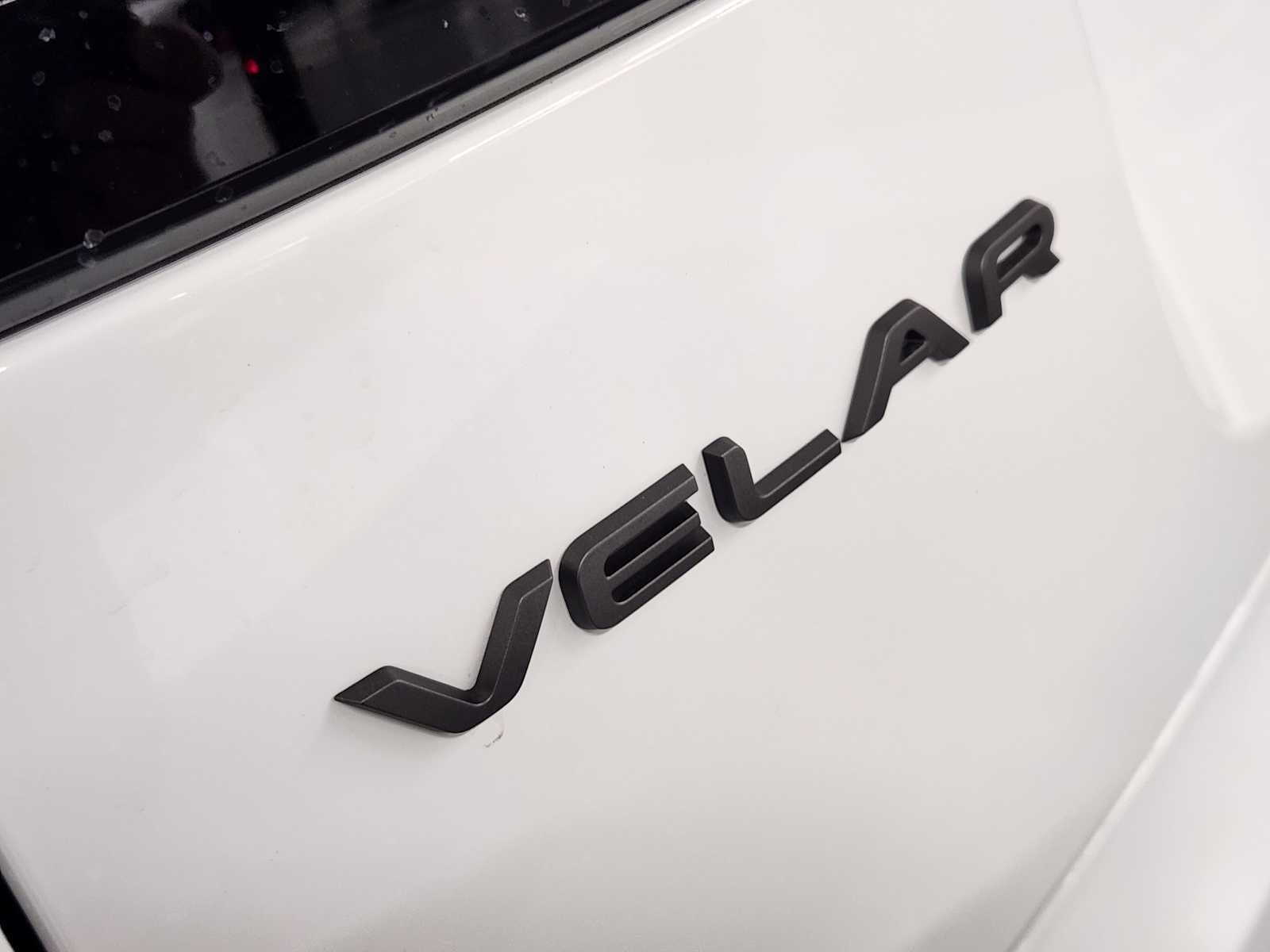New 2026 Land Rover Range Rover Velar S AWD/4WD image 13