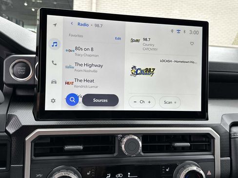 Used 2026 Toyota 4Runner Limited image 19