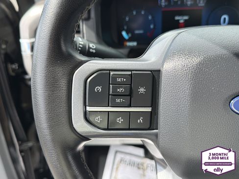 Used 2025 Ford F150 XLT w/ Equipment Group 301A Standard AWD/4WD image 17