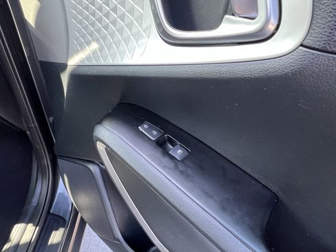 Certified 2023 Kia Soul LX image 17