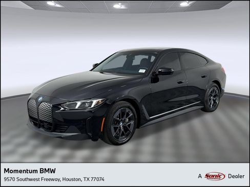 Used 2025 BMW i4 eDrive40 w/ Parking Assistance Package RWD image 1