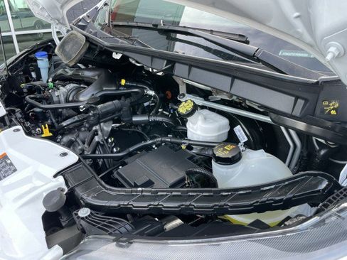 Used 2023 Ford Transit 350 XLT image 18