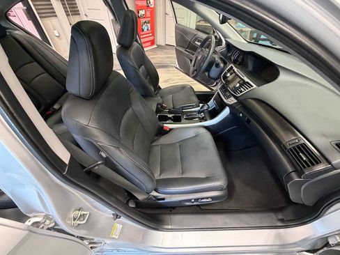 Used 2015 Honda Accord EX-L image 43
