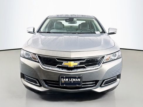 Used 2019 Chevrolet Impala Premier w/ Premier Confidence Package image 2