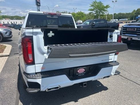 New 2026 GMC Sierra 1500 Denali Ultimate AWD/4WD image 18