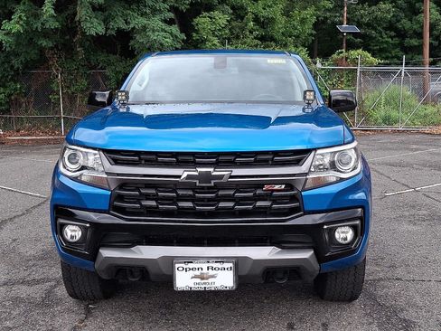 Used 2021 Chevrolet Colorado Z71 AWD/4WD image 2
