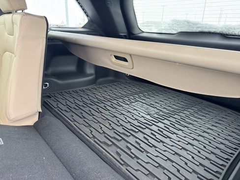 Used 2023 Jeep Grand Cherokee Limited image 35