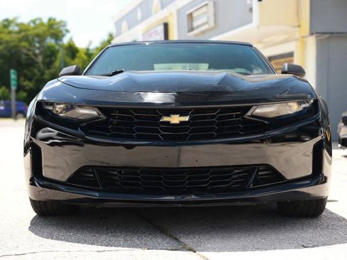 Used 2020 Chevrolet Camaro LT RWD image 3