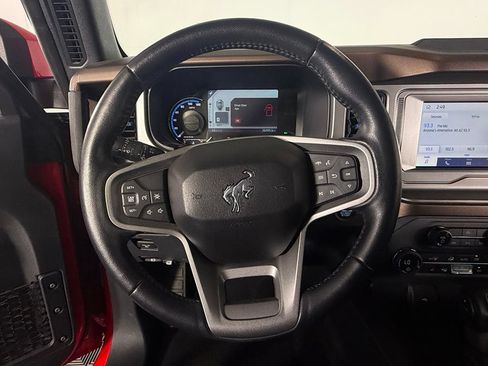 Used 2023 Ford Bronco Outer Banks AWD/4WD image 18