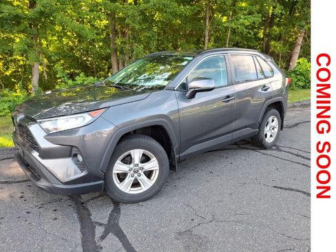 Used 2021 Toyota RAV4 XLE AWD/4WD image 1