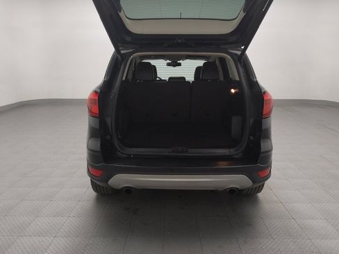 Used 2019 Ford Escape Titanium image 29