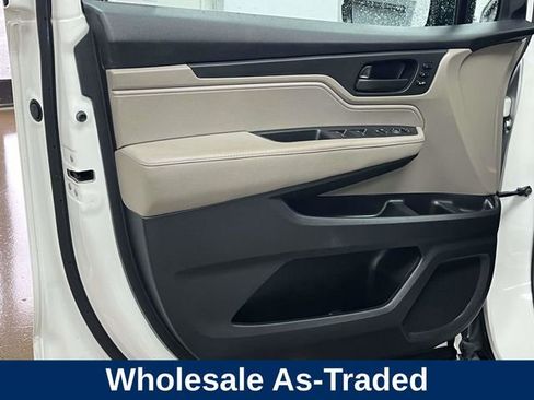 Used 2018 Honda Odyssey EX-L image 16