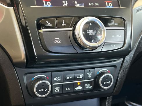 Used 2019 Acura ILX FWD image 20