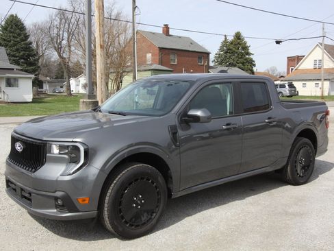 New 2026 Ford Maverick Lobo AWD/4WD image 2