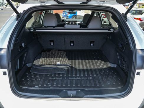 Certified 2025 Subaru Outback Premium AWD/4WD image 32