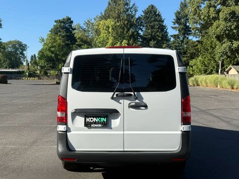 Used 2019 Mercedes-Benz Metris image 5