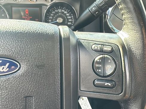 Used 2016 Ford F450 Platinum w/ Platinum Package image 22