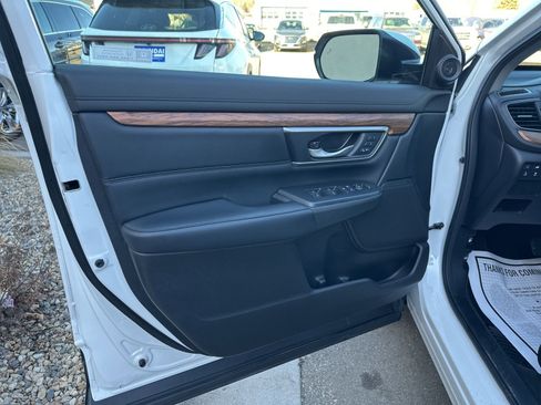 Used 2020 Honda CR-V Touring image 15