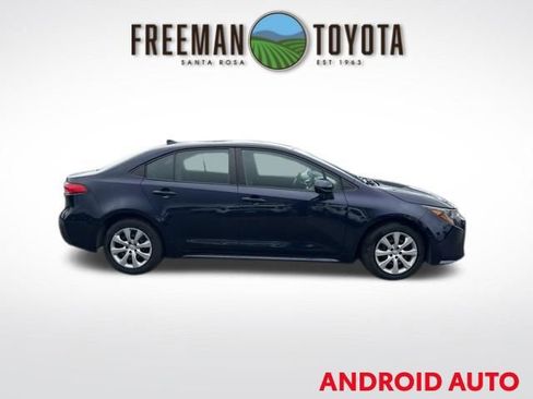 Used 2023 Toyota Corolla LE FWD image 4