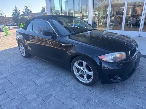 Used 2013 BMW 128i Convertible image 3