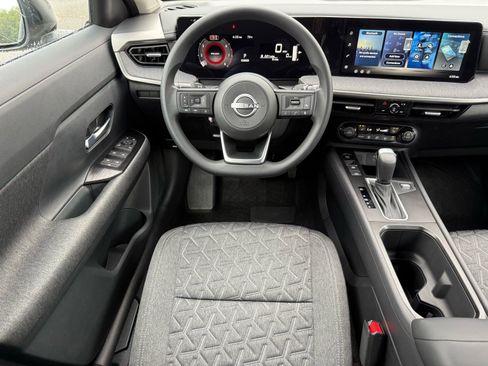 New 2026 Nissan Kicks SV w/ SV Premium Package AWD/4WD image 24